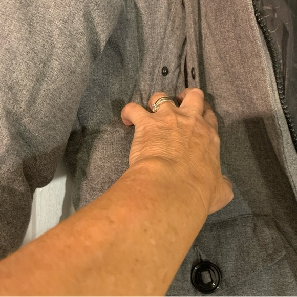 Gerry Weber Women’s Quilted Hooded Winter Coat Gray Size Medium - Picture 7 of 14